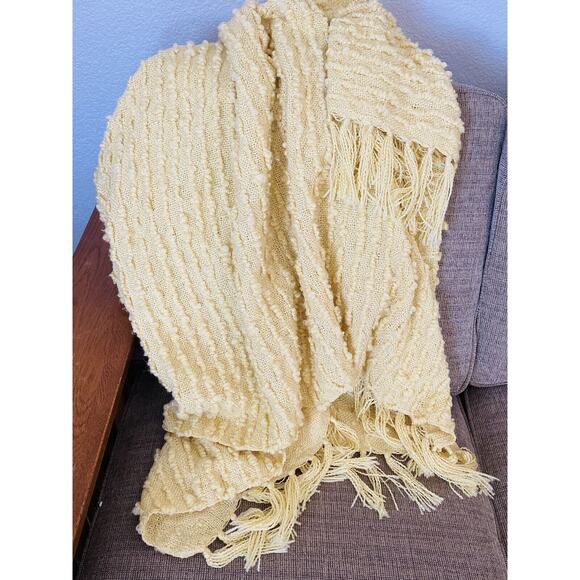 Baby Blanket Yellow Boucle Style Fringe Soft Lap Throw 52"×62" Decorative Artisa - Picture 1 of 9